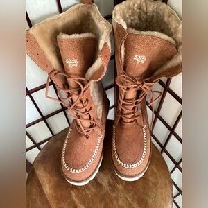 SuperLamb Women’s Lined Boots